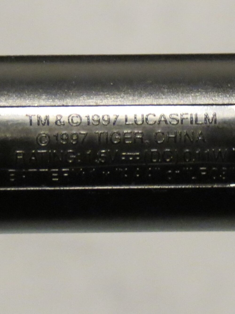 1997 VINTAGE STAR WARS TIGER ELECTRONICS DARTH VADER FX PEN